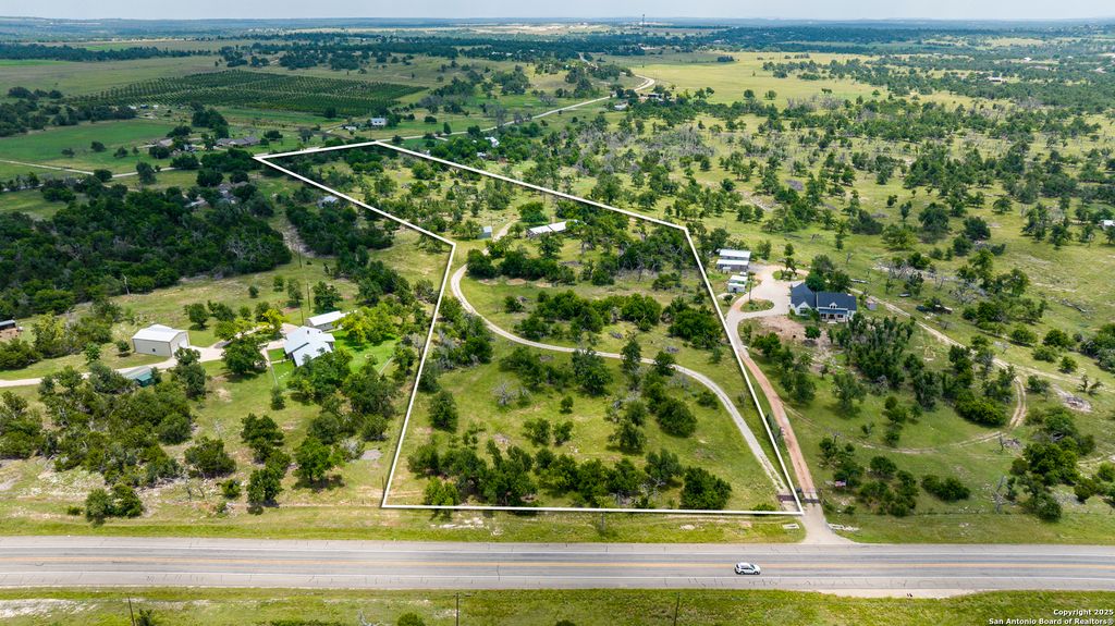 Photo of 8218 N US HWY 87, Fredericksburg, TX 78624 (MLS # 1880344)