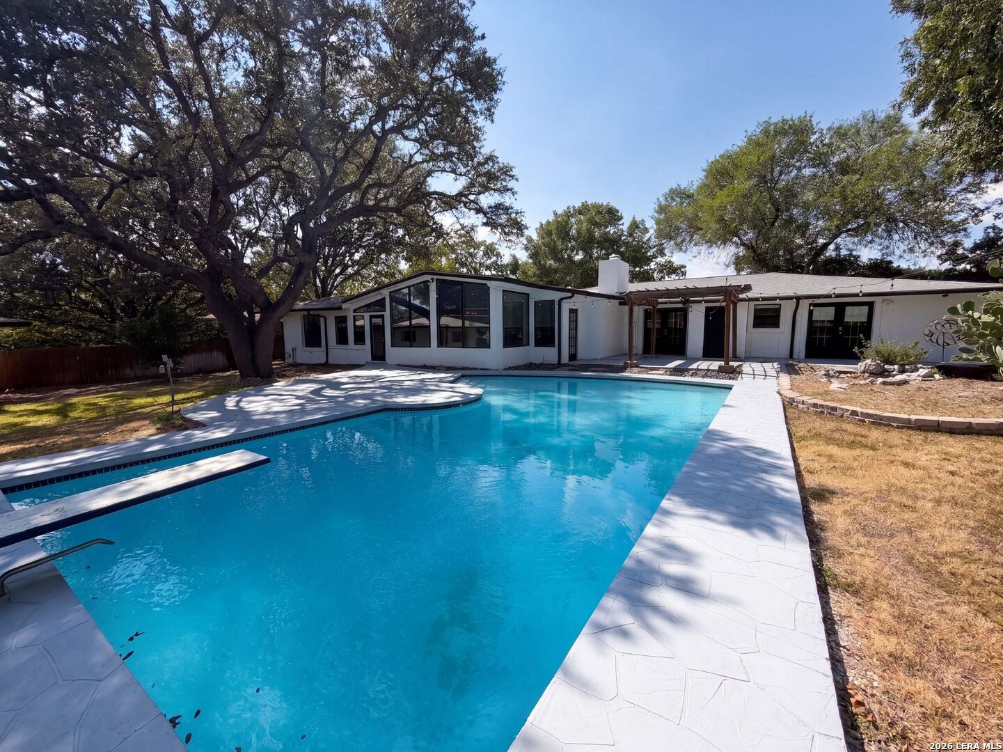 106 BRIARCLIFF DR