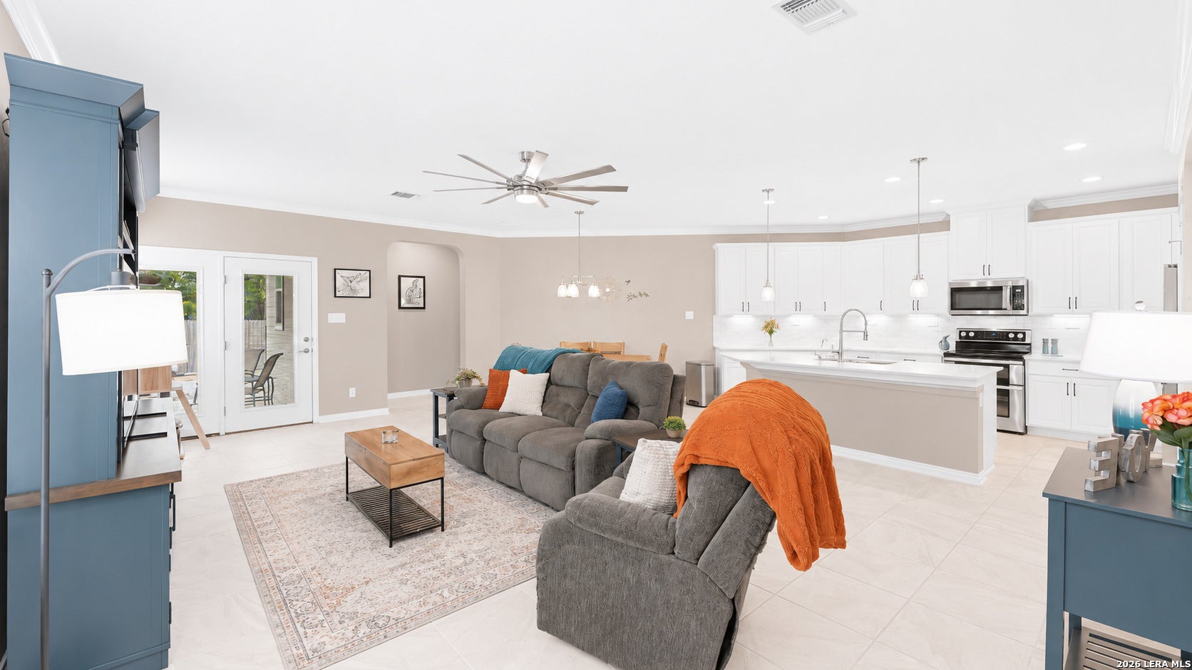 2070 Shire Meadows