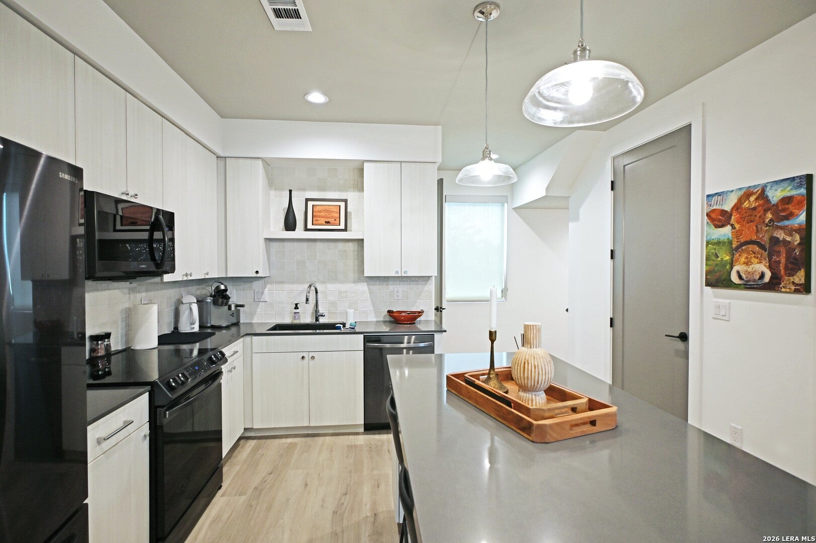 1208 N ACADEMY AVE # 3207
