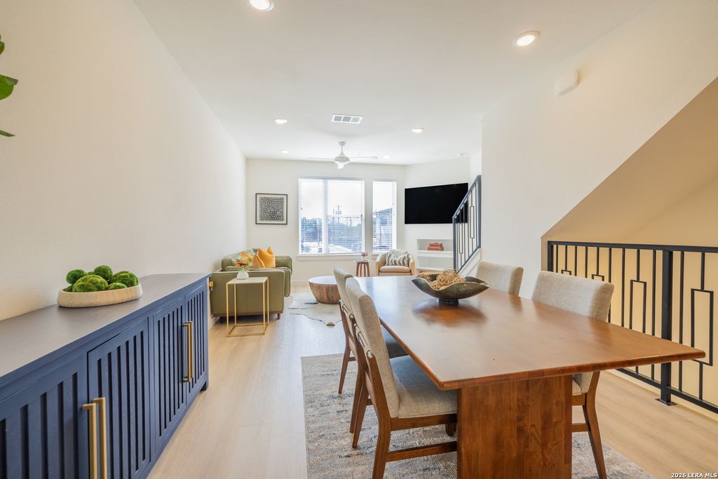 Photo of 719 E Locust 4110 #4110, San Antonio, TX 78212 (MLS # 1937709)