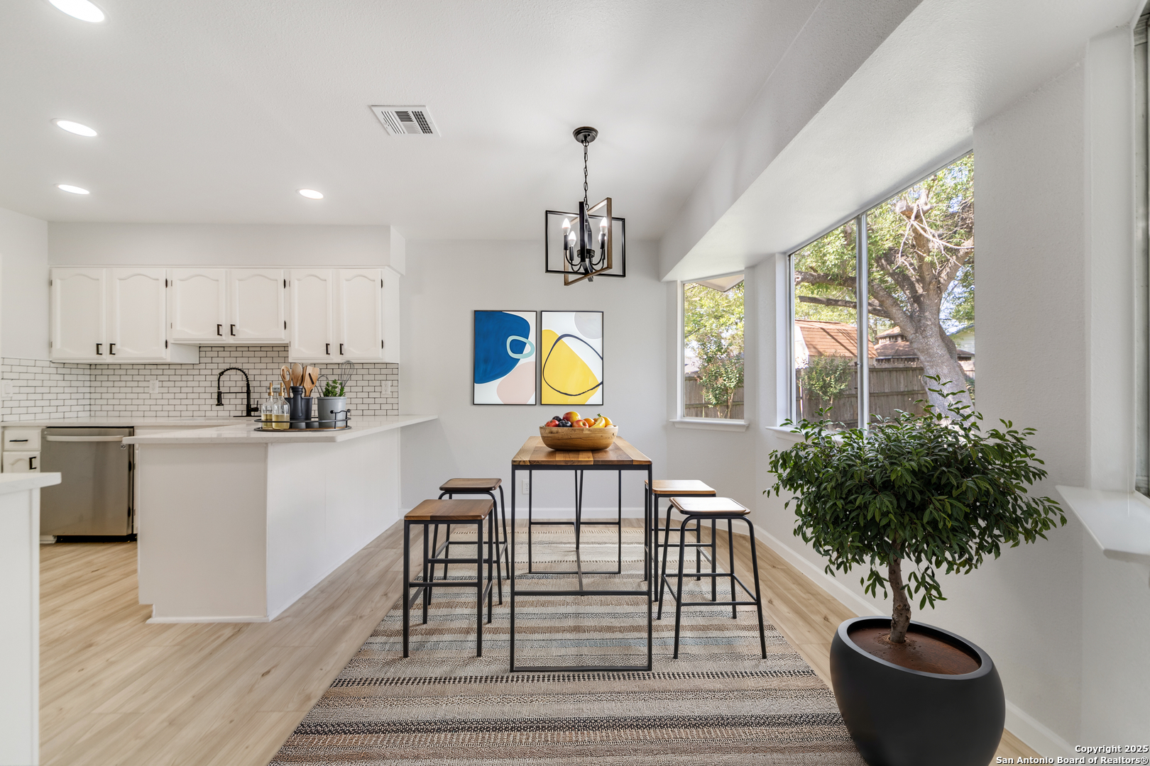 San Antonio, Texas 78240, United States, 3 Bedrooms Bedrooms, ,2 BathroomsBathrooms,Residential,Active,222614