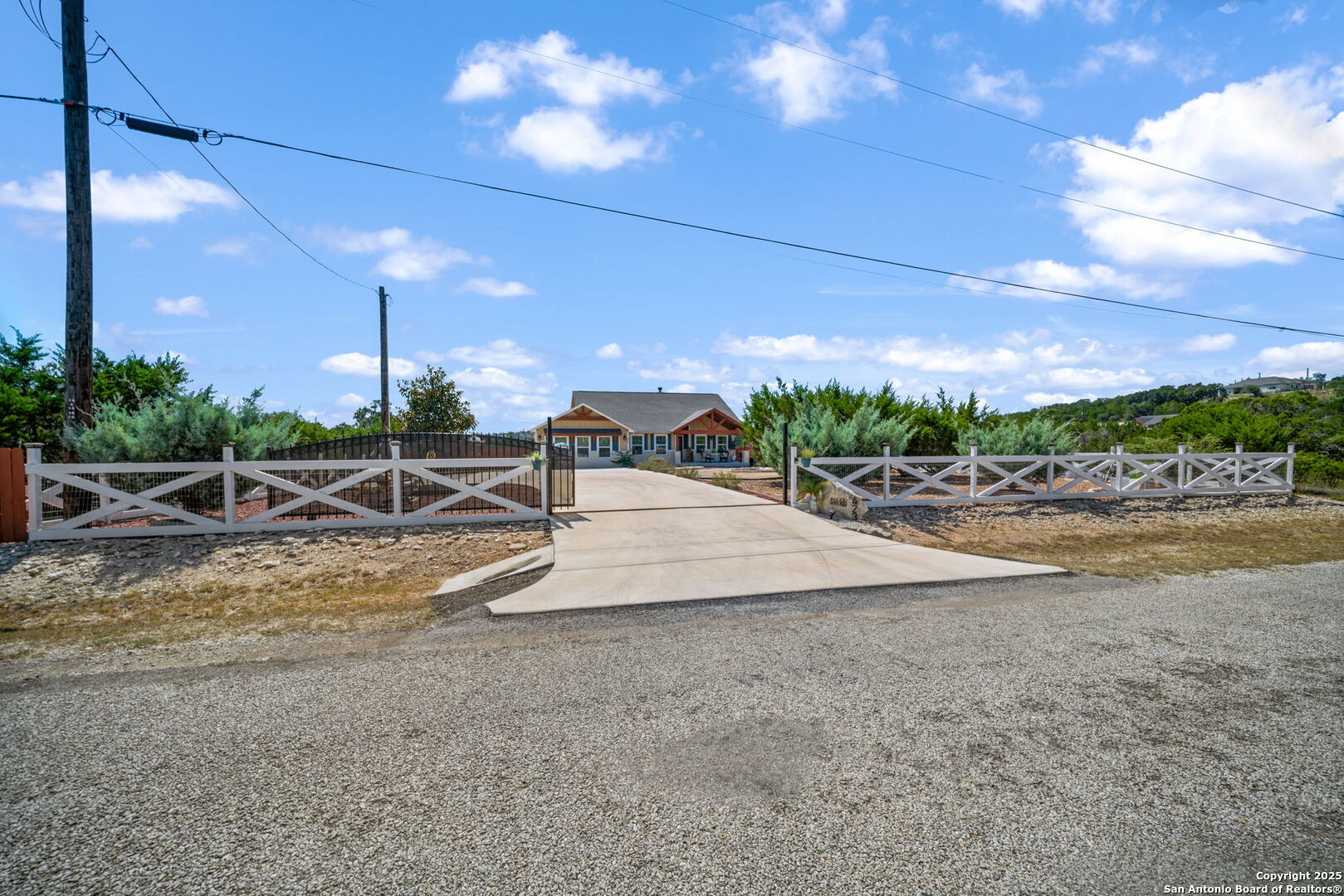 423 Prairie Tea Lane