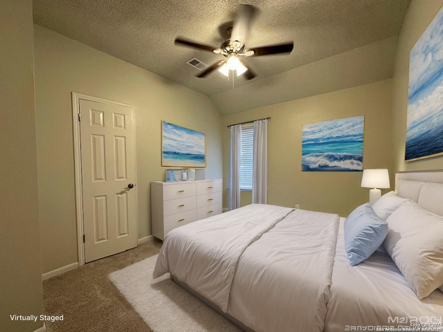 1106 Saxonhill