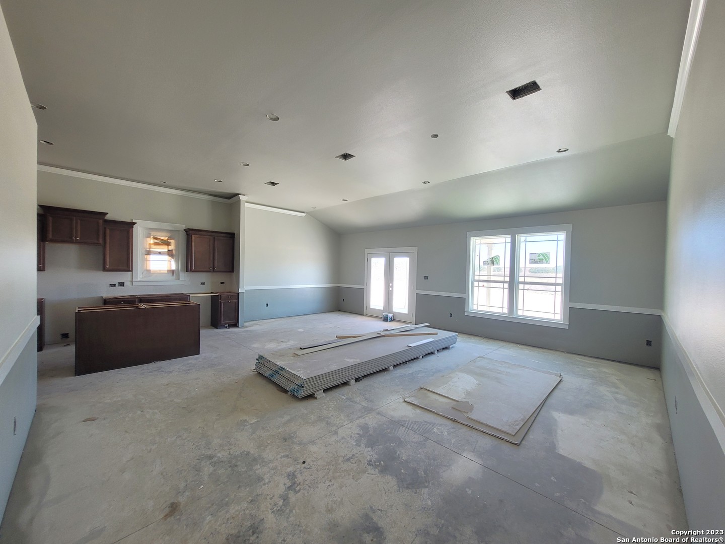 188 Turnberry Dr