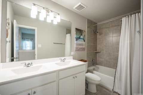 Tiny photo for 4906 Drifter Oaks, St Hedwig, TX 78152 (MLS # 2017529)