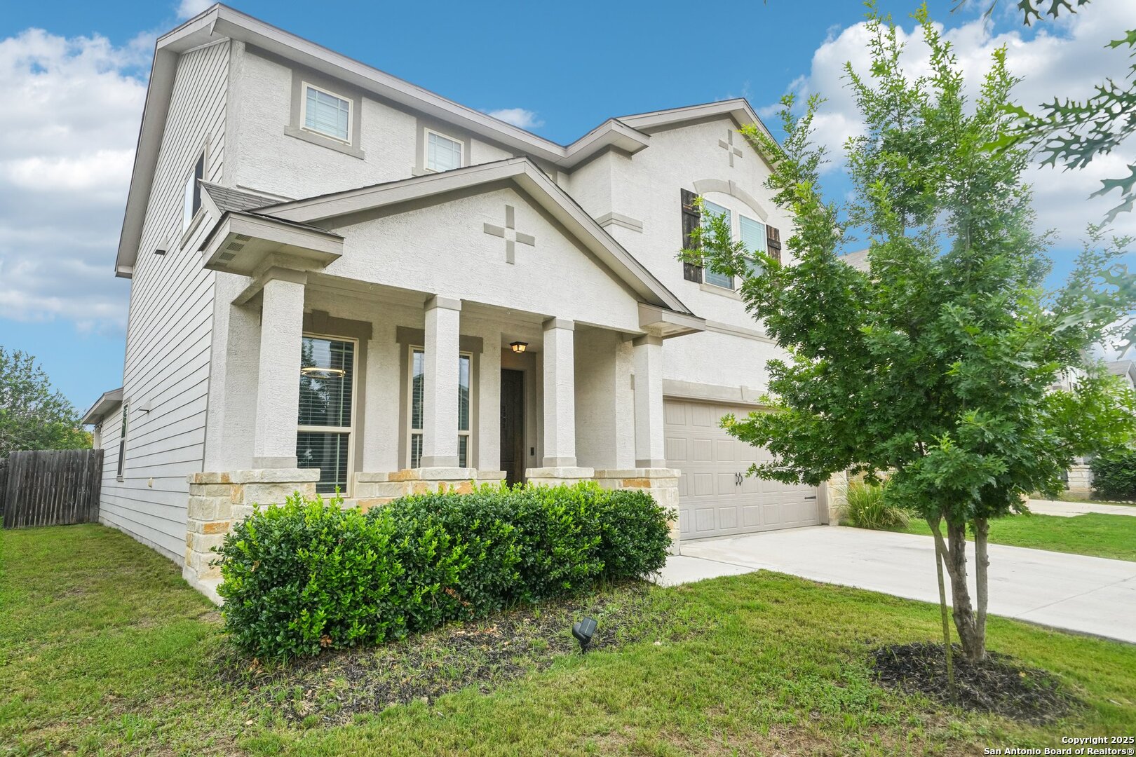 11687 Tribute Oaks