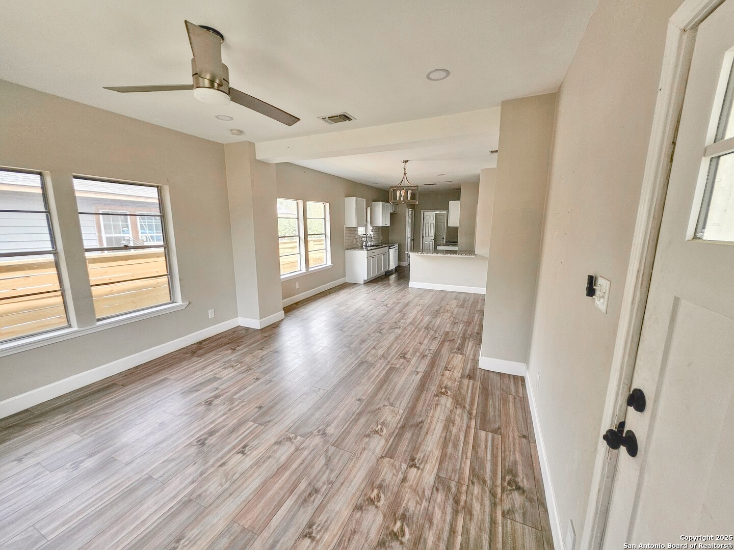 2159 Hays