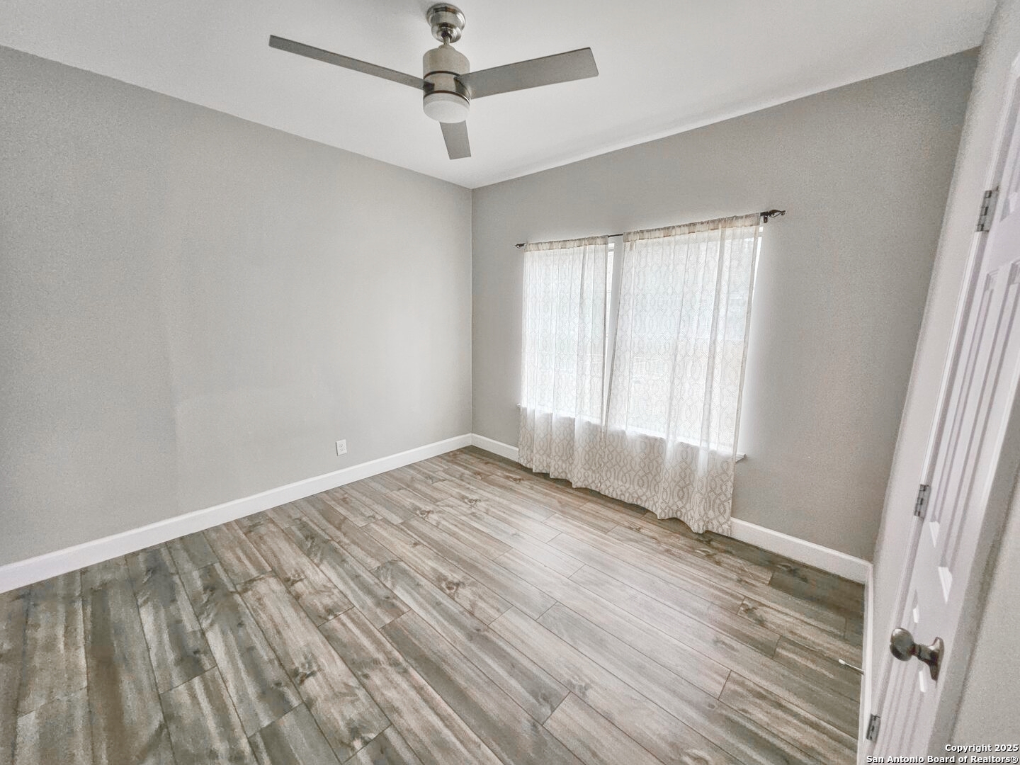 2159 Hays