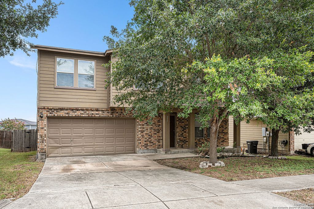 Photo of 237 Hinge Chase, Cibolo, TX 78108 (MLS # 1878152)