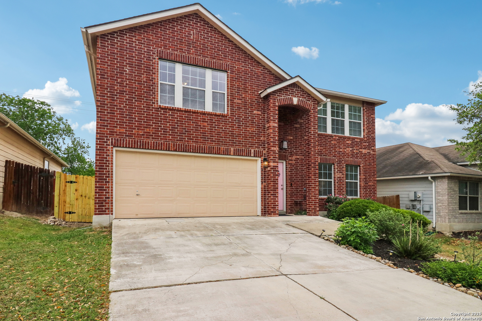 4124 WHISPER POINT