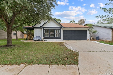 Photo of 14911 ENCHANTED CASTLE, San Antonio, TX 78247 (MLS # 2007556)
