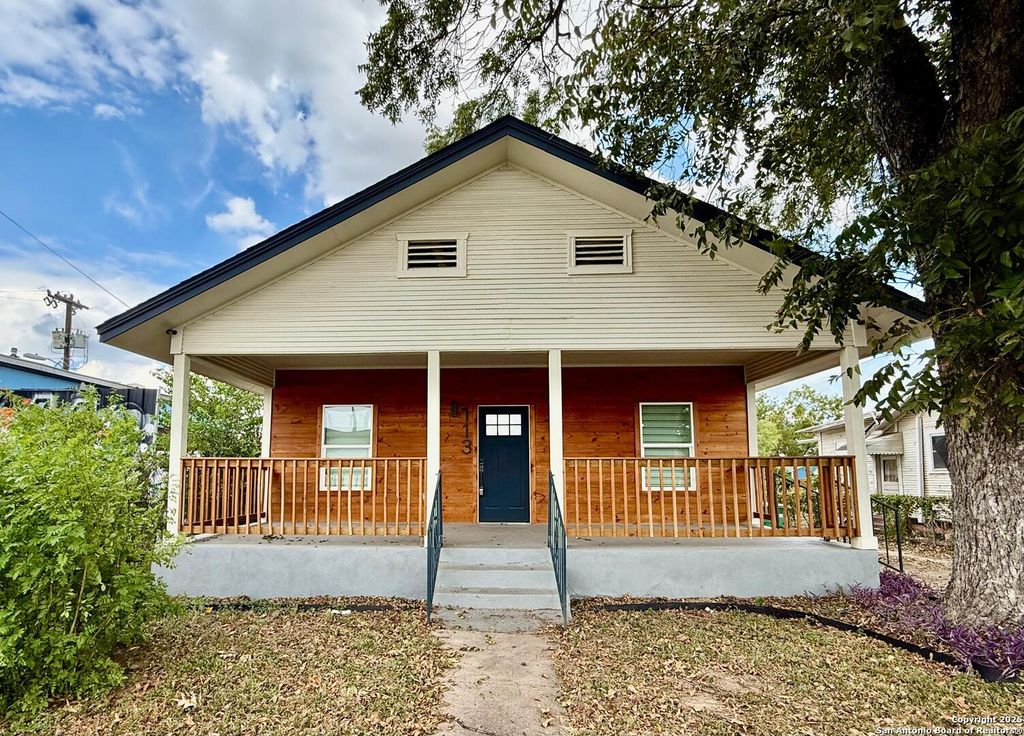 Photo of 113 Thelka, San Antonio, TX 78214 (MLS # 1914133)