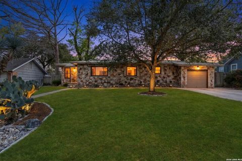 Property photo of 114 Blakeley Dr, San Antonio, TX 78209