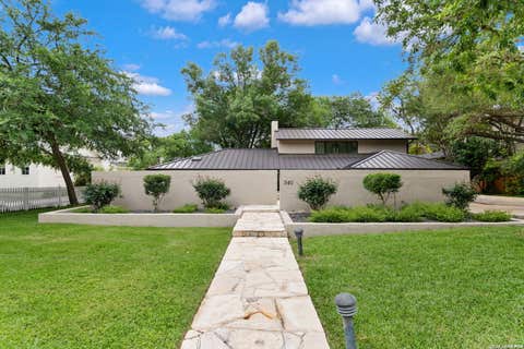 Property photo of 340 Morningside Dr, Terrell Hills, TX 78209