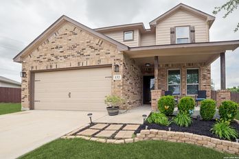 Single Family Residence at 132 HUNTERS RNCH W