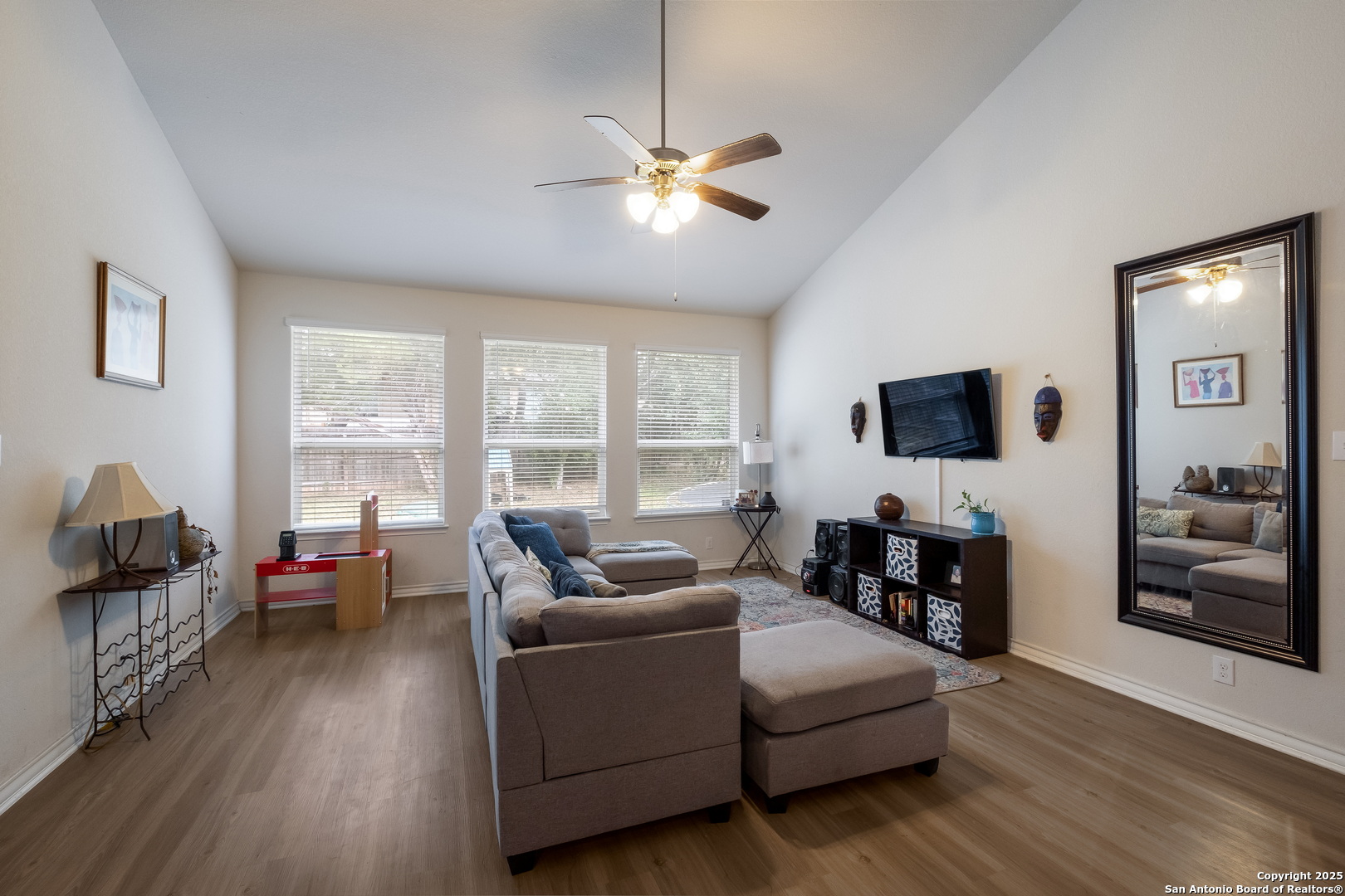 5934 Concho River