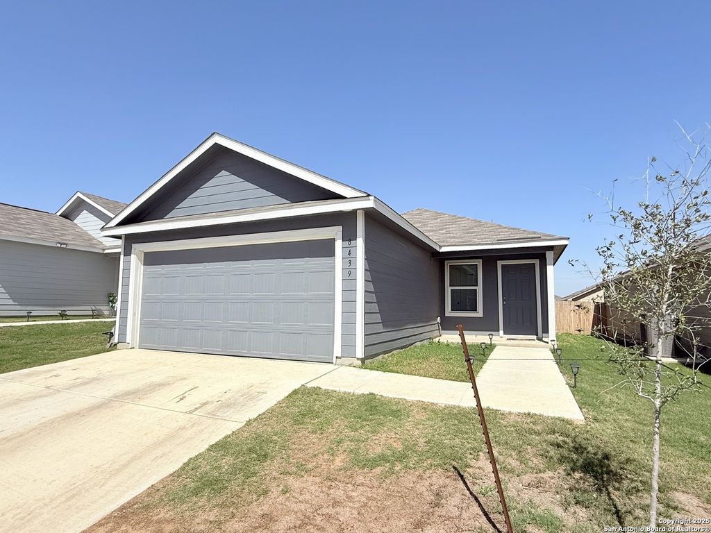 Photo of 8439 Violet Sapphire, San Antonio, TX 78263 (MLS # 1847450)