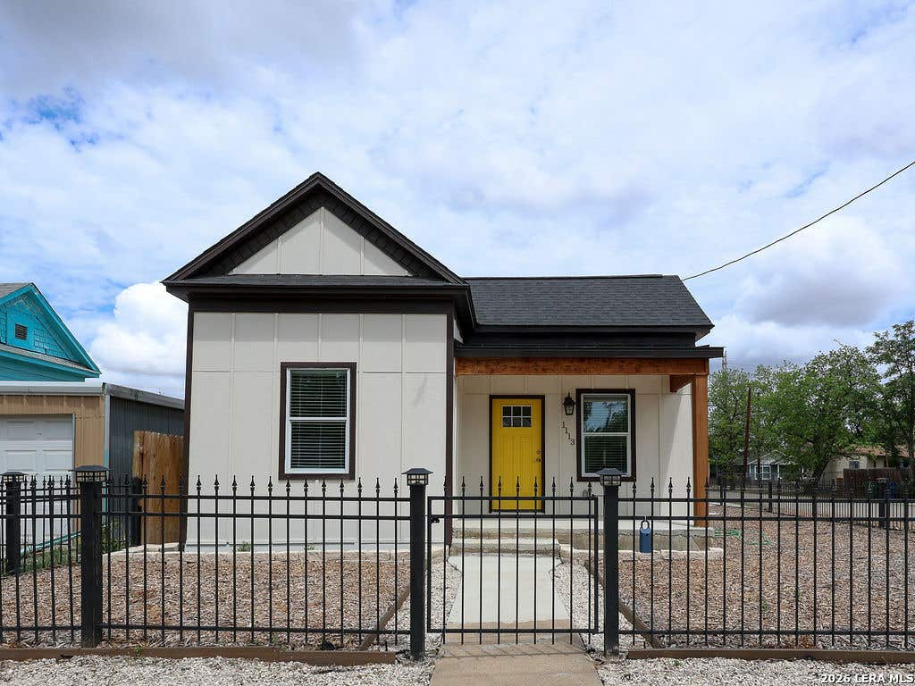 Photo of 1113 Burleson, San Antonio, TX 78202 (MLS # 1957591)