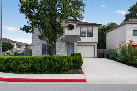 Photo of 5123 Sunset Glade, San Antonio, TX 78240 (MLS # 2020230)