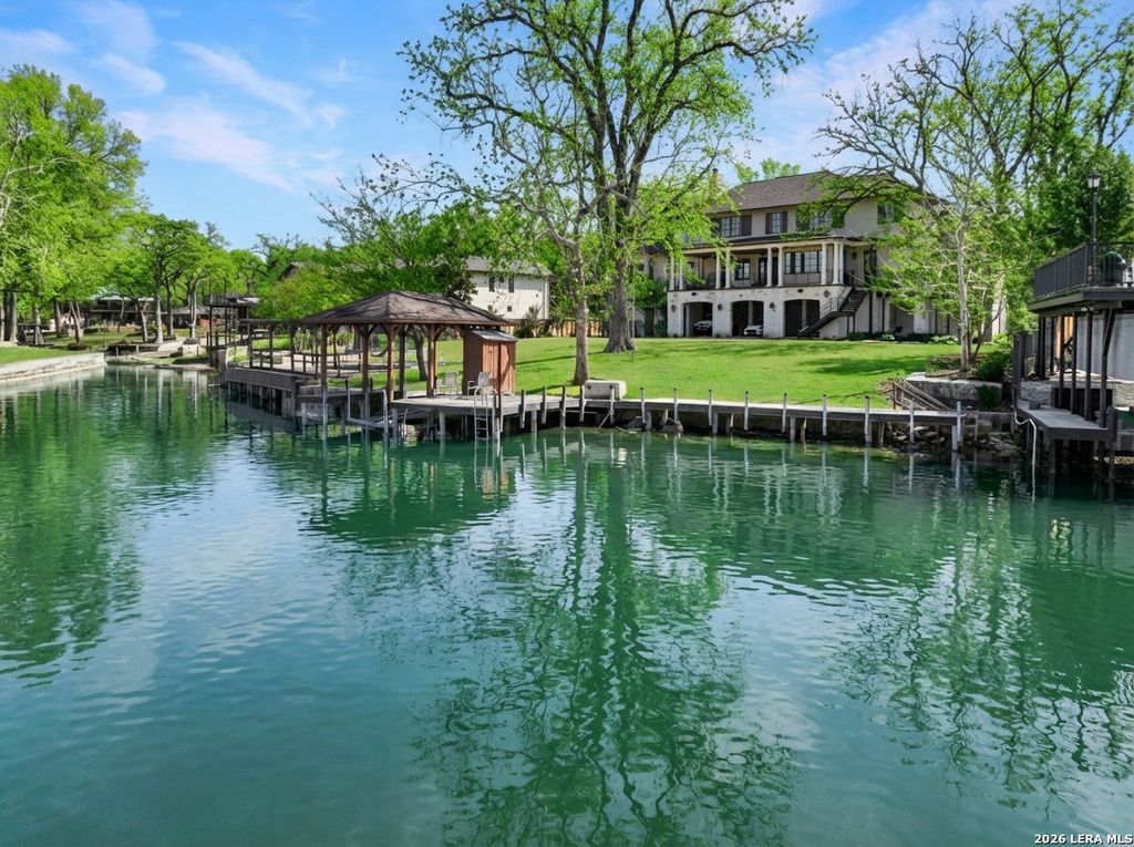 Photo of 232 LAGUNA RIO, Seguin, TX 78155 (MLS # 1950201)