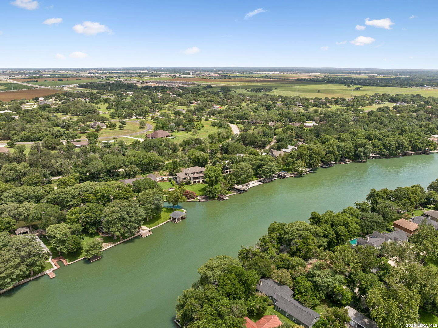 232 LAGUNA RIO