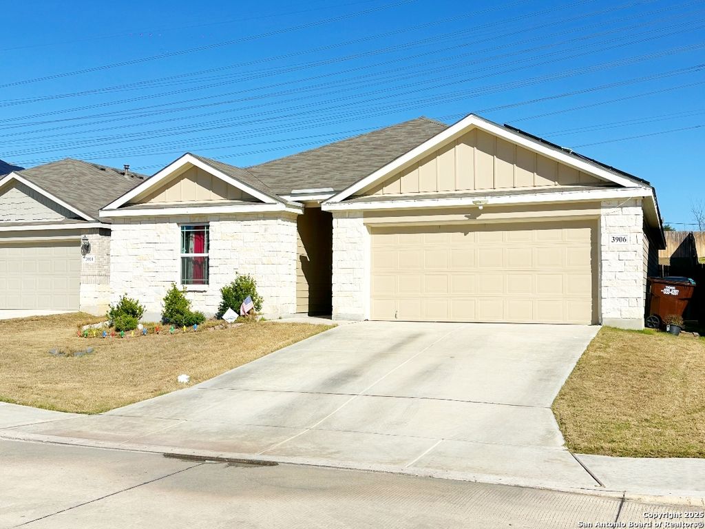 Photo of 3906 glenloch, Converse, TX 78109 (MLS # 1896943)