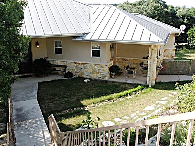 2552 Connie Dr