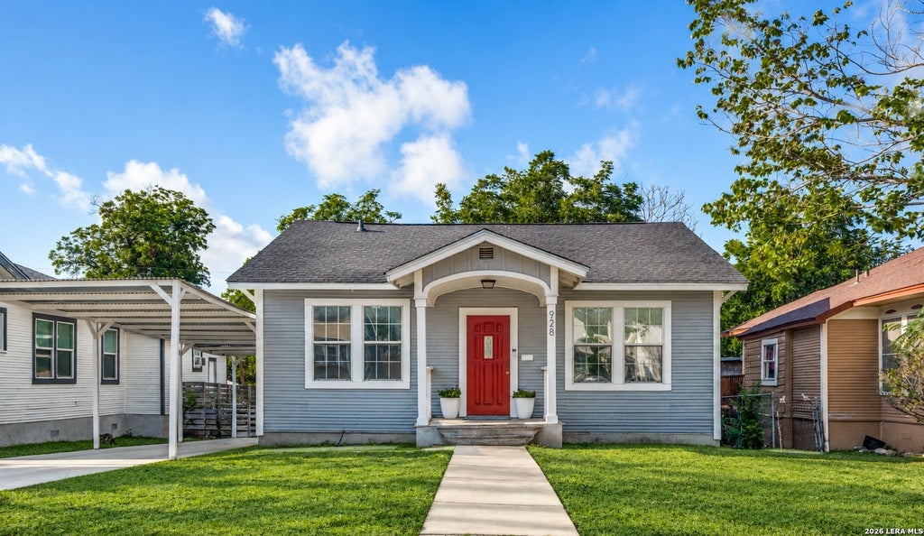 Photo of 928 KAYTON AVE, San Antonio, TX 78210 (MLS # 2015863)