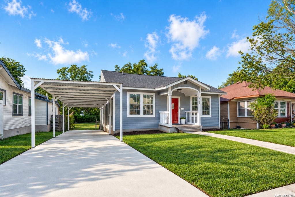 Photo of 928 KAYTON AVE, San Antonio, TX 78210 (MLS # 2015863)
