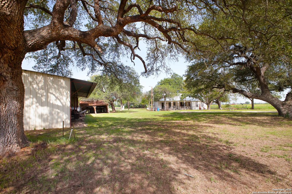 Photo of 4901 Lower Seguin, Cibolo, TX 78108 (MLS # 1862663)