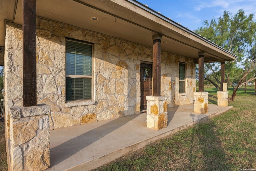 Photo of 1260 County Road 361, La Vernia, TX 78121 (MLS # 2024214)