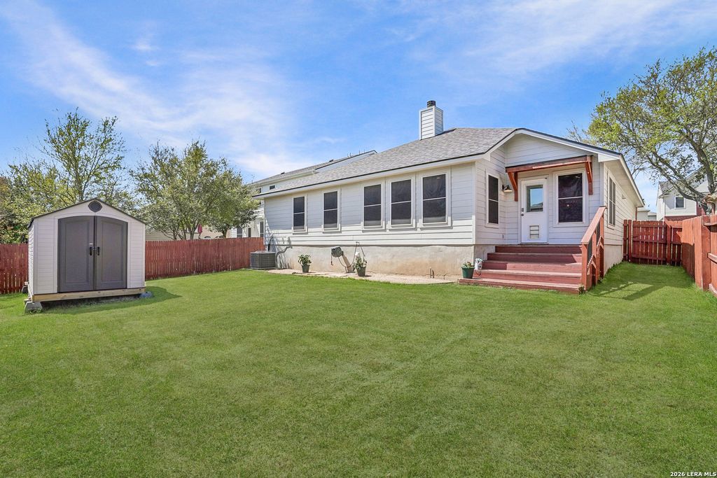 Photo of 450 Turnberry, Cibolo, TX 78108 (MLS # 1950659)