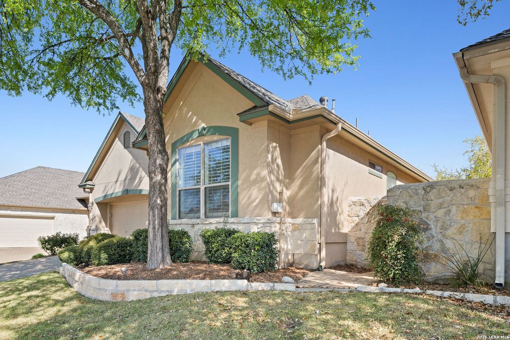 Photo of 111 Garden Trace, San Antonio, TX 78260 (MLS # 1953930)
