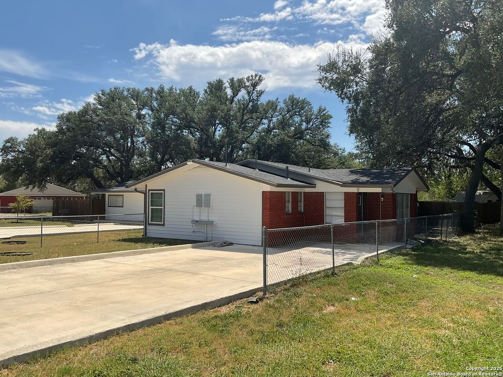 Photo of 11618 Fm 1957 1 #1, San Antonio, TX 78253 (MLS # 1909394)