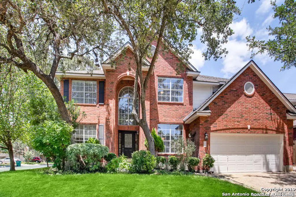 Photo of 12 Yateswood, San Antonio, TX 78248 (MLS # 1913221)