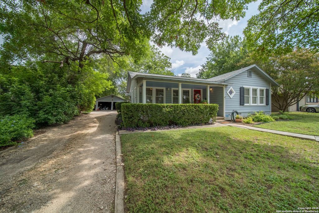 Photo of 205 Larkwood, San Antonio, TX 78209 (MLS # 1884780)