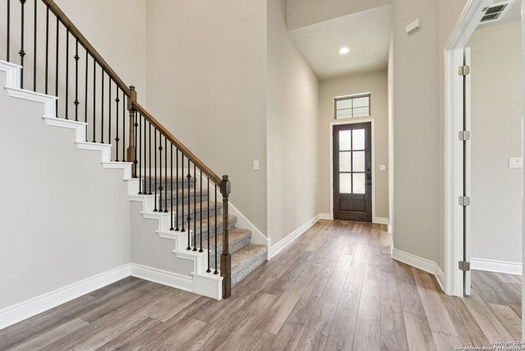 Photo of 29740 elkhorn, Boerne, TX 78015 (MLS # 1933723)