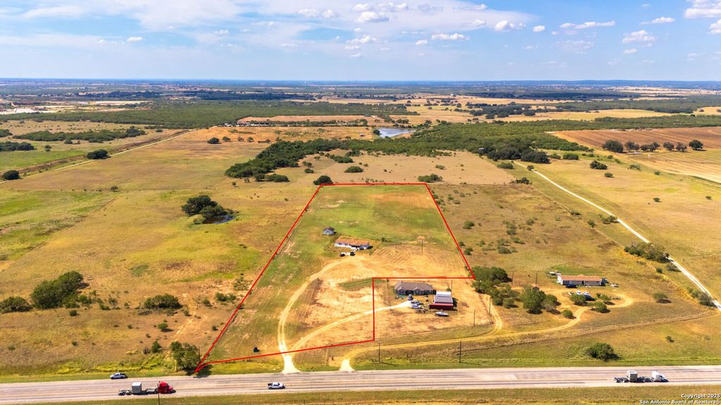Photo of 4488 State Highway 97, Floresville, TX 78114 (MLS # 1899221)