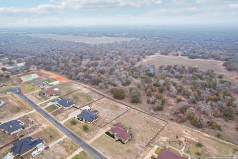 A home in Floresville