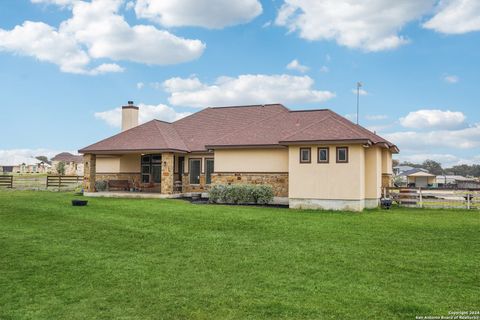 A home in Floresville