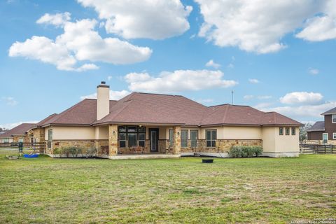 A home in Floresville