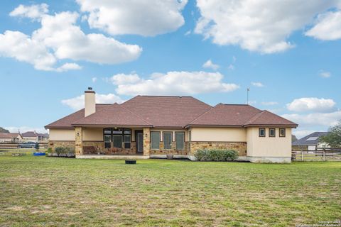 A home in Floresville