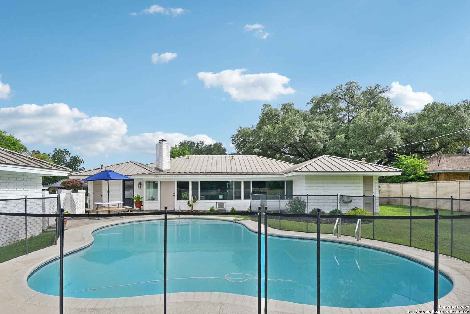 662 Weatherly Drive