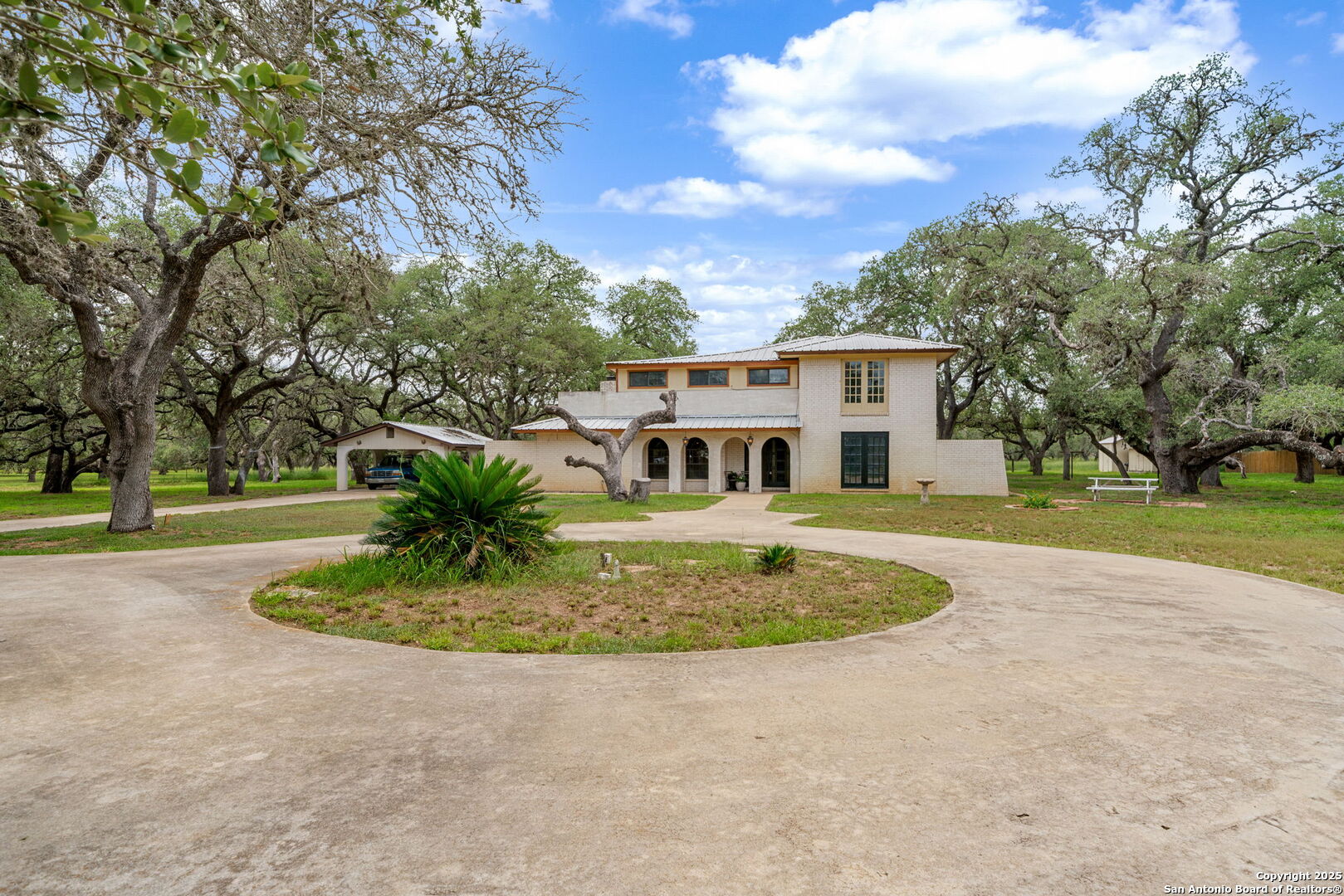 107 CYNTHIA DR