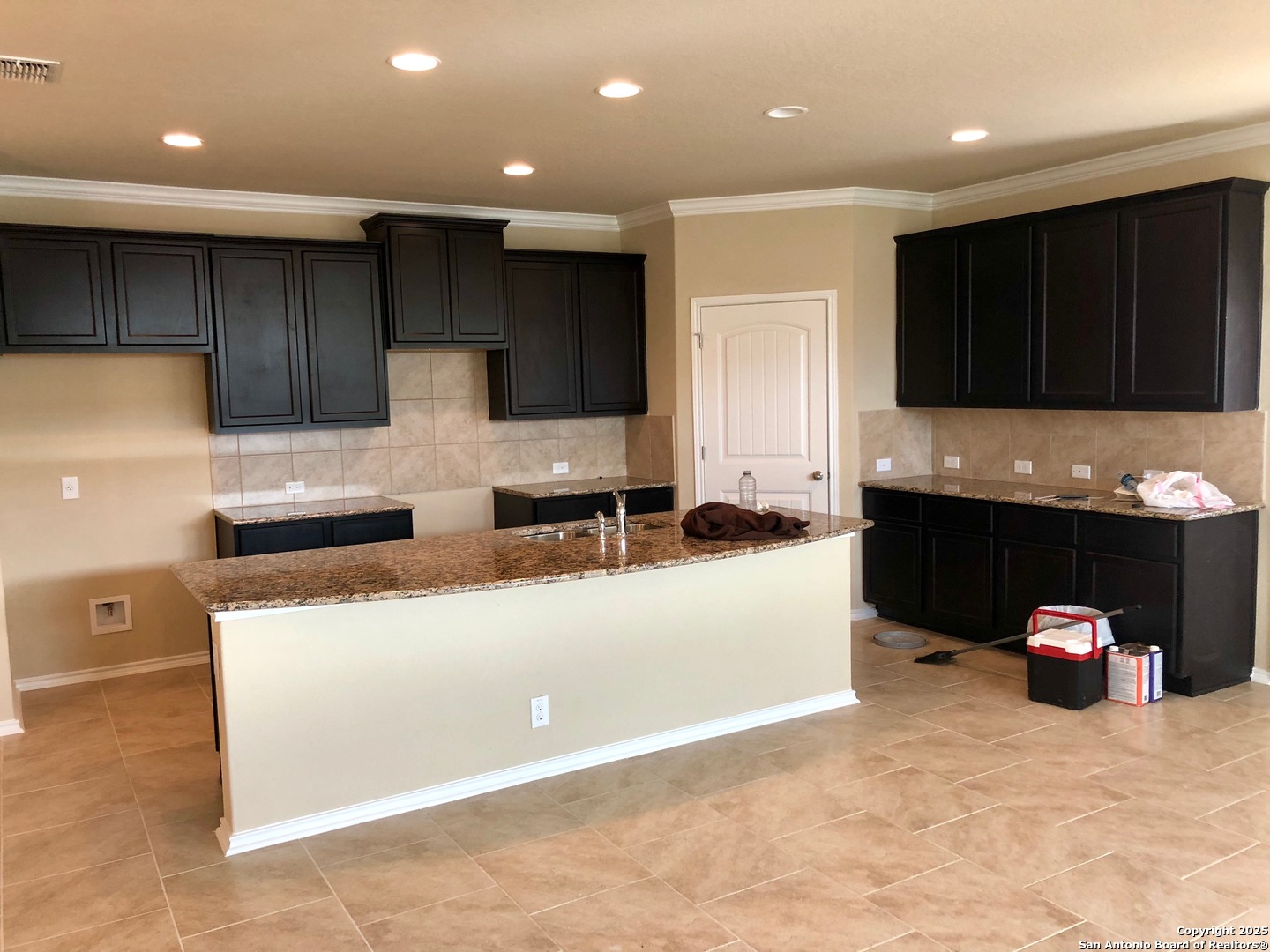 13502 Meredith Cove