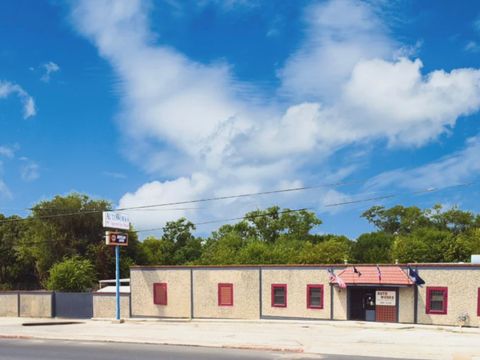 4727 timco Leon Valley TX 78238