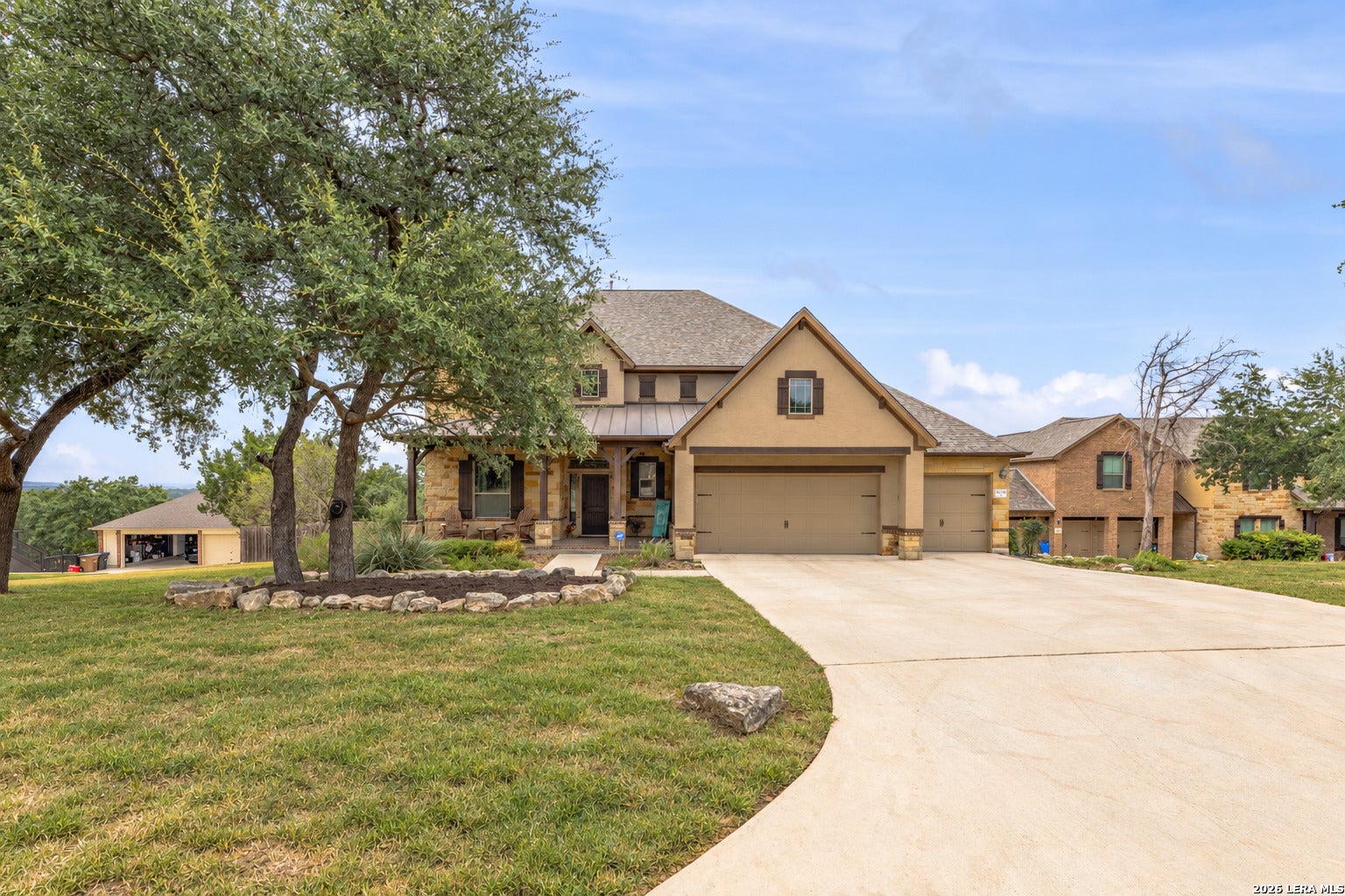 9035 Woodland Trce