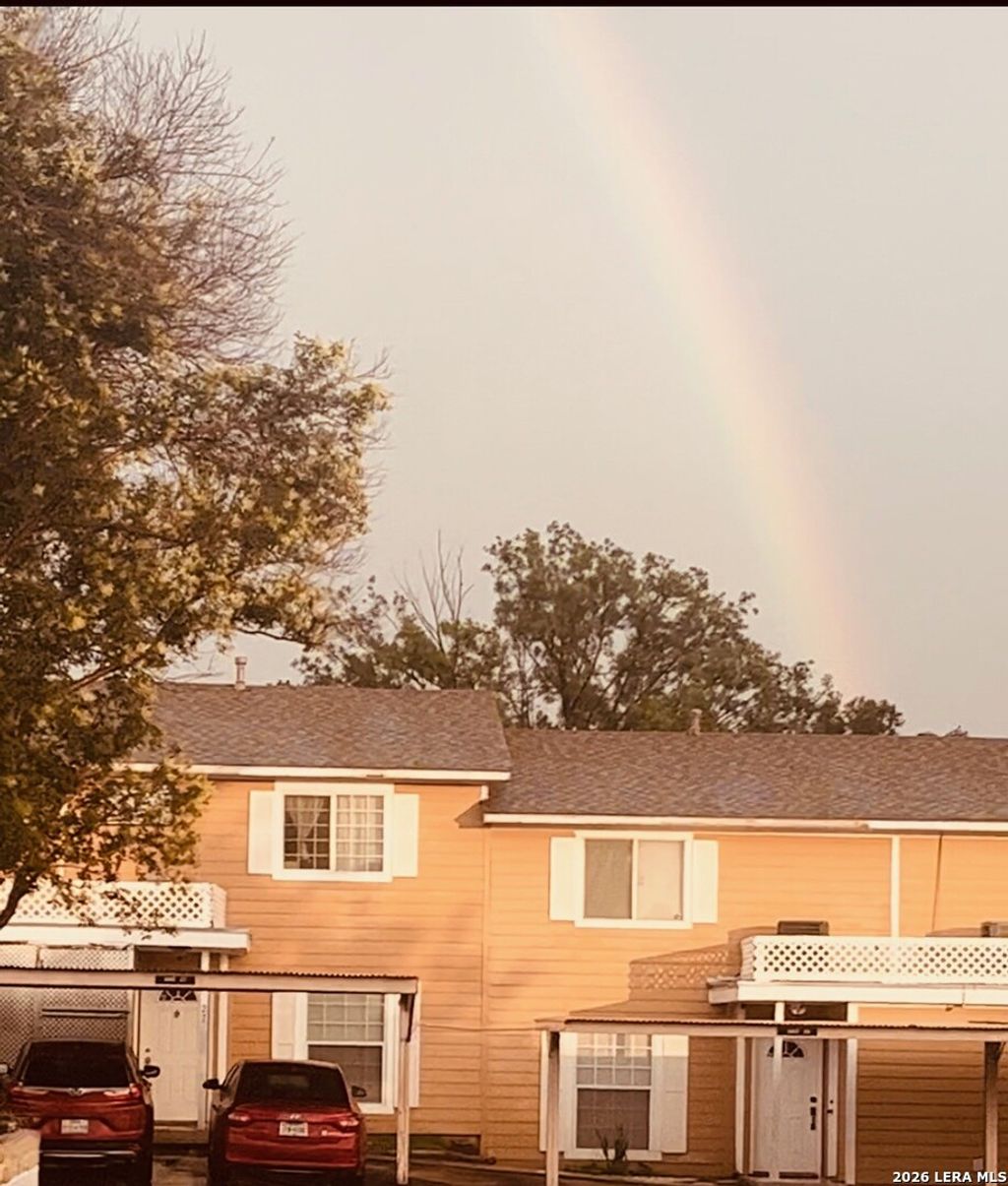 Photo of 7322 Oak Manor Dr 35 #35, San Antonio, TX 78229 (MLS # 1940081)