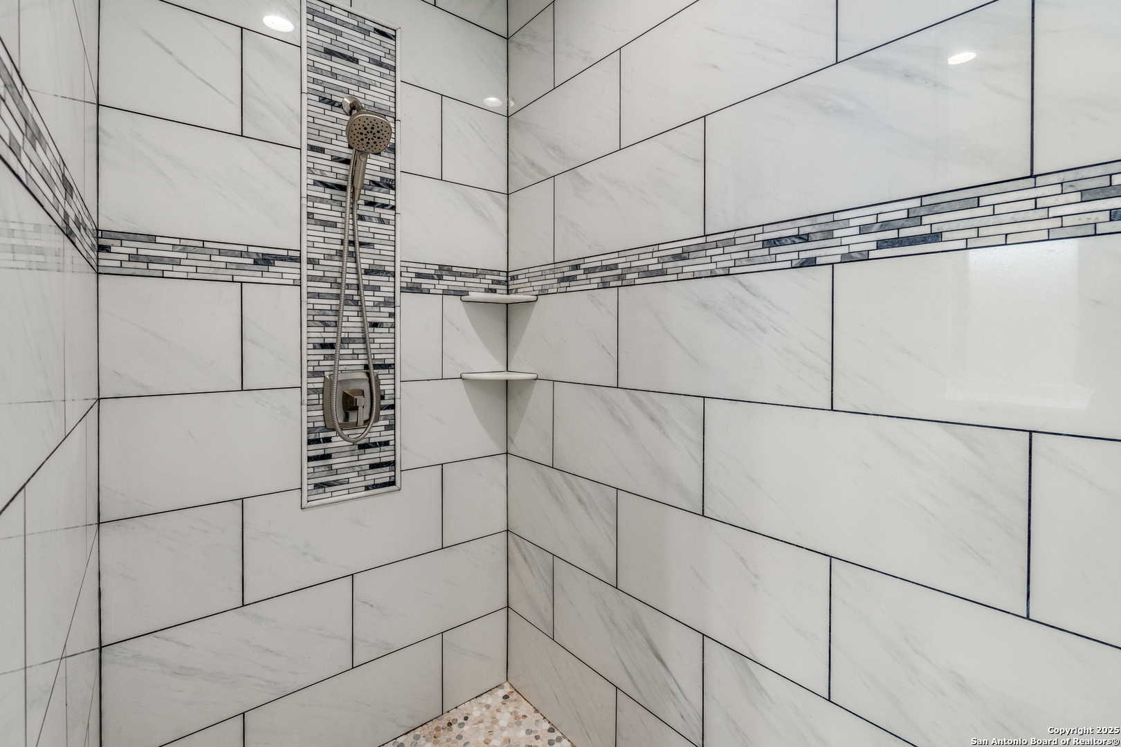 Spring Branch, Texas 78070, United States, 3 Bedrooms Bedrooms, ,2 BathroomsBathrooms,Residential,Active,131894